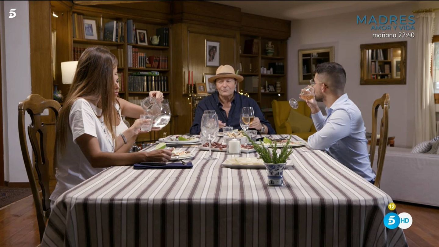 Amador Mohedano, en 'Ven a cenar conmigo: Gourmet Edition'. (Mediaset España)