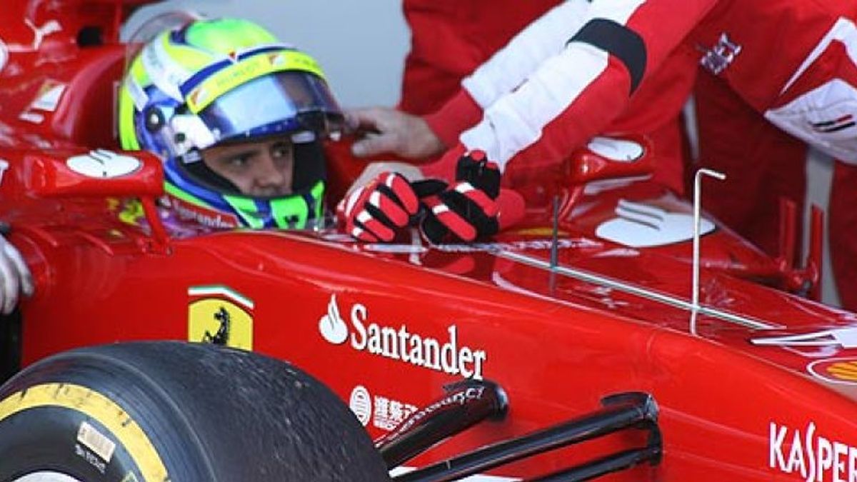 Massa 'dispara' su Ferrari en Jerez con Pedro de la Rosa de testigo