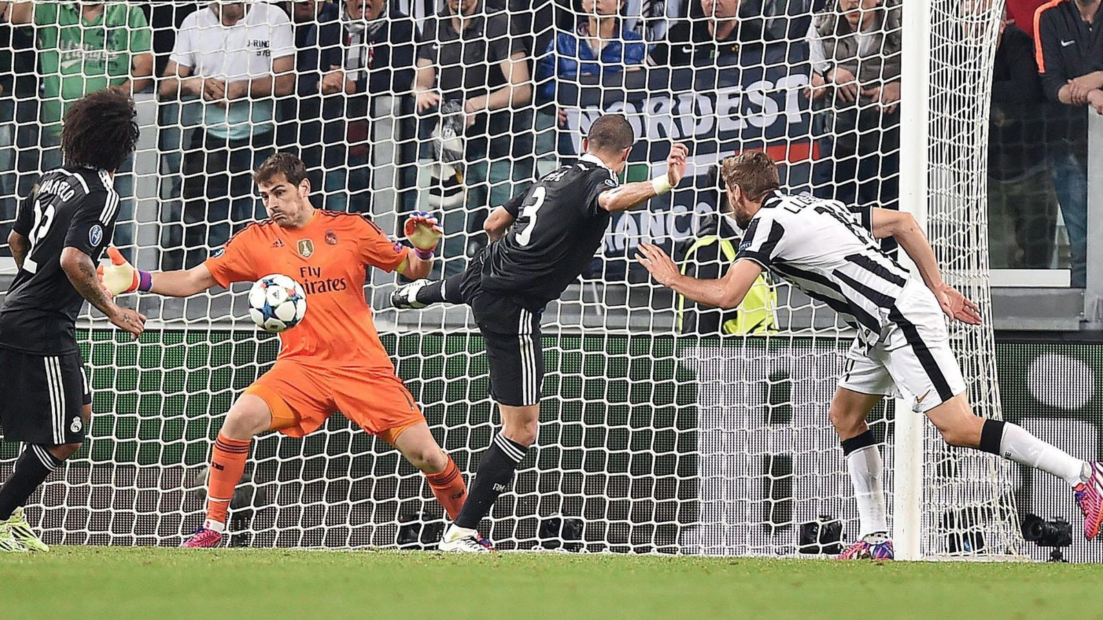 Foto: Casillas salvando una ocasión en el Juventus Stadium la semana pasada.