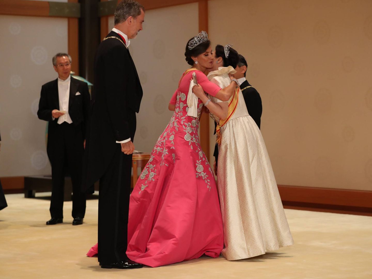 La reina Letizia y la emperatriz Masako. (Cordon Press)