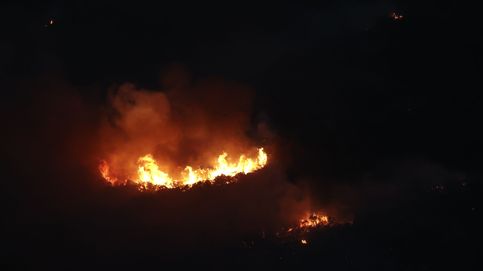 Incendio en la sierra de Leyre (Navarra): los bomberos y la bajada de temperatura frenan el avance