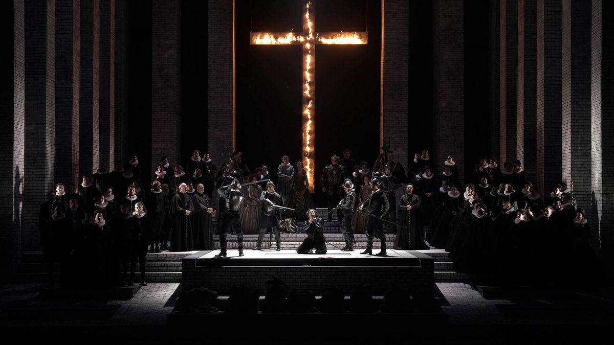 Una claustrofóbica versión de 'Don Carlo' de Verdi abre la temporada del Teatro Real