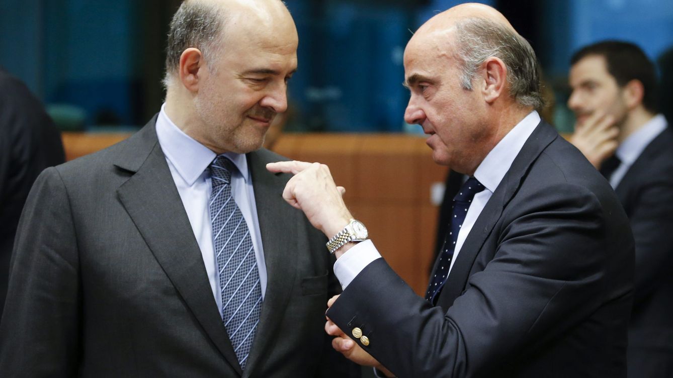 Foto: Pierre Moscovici y Luis de Guindos.