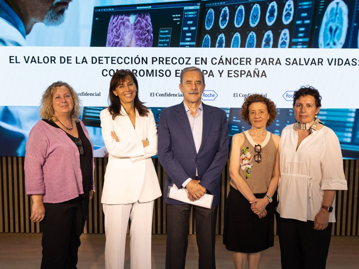 Foto: Mesa de debate 'El valor de la detección precoz y diagnóstico en cáncer para salvar vidas: compromiso Europa y España’.