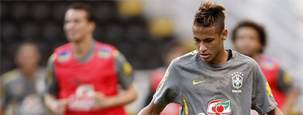 Foto: Neymar despide a su agente y su padre se lleva un millón de euros por renovar con el Santos