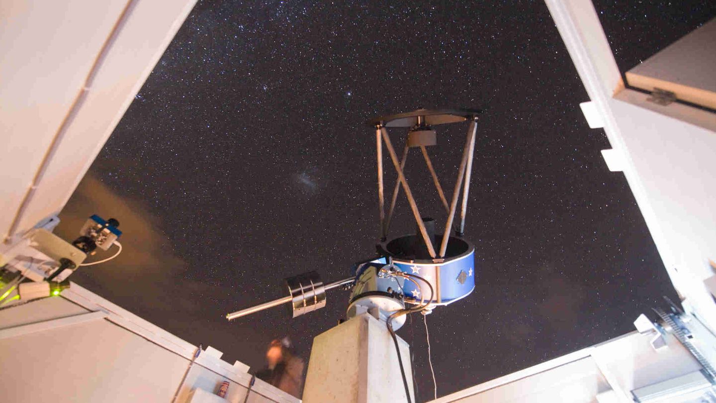 El telescopio BOOTES-5 desde el que se realizó la detección de rayos gamma (IAA-CSIC)