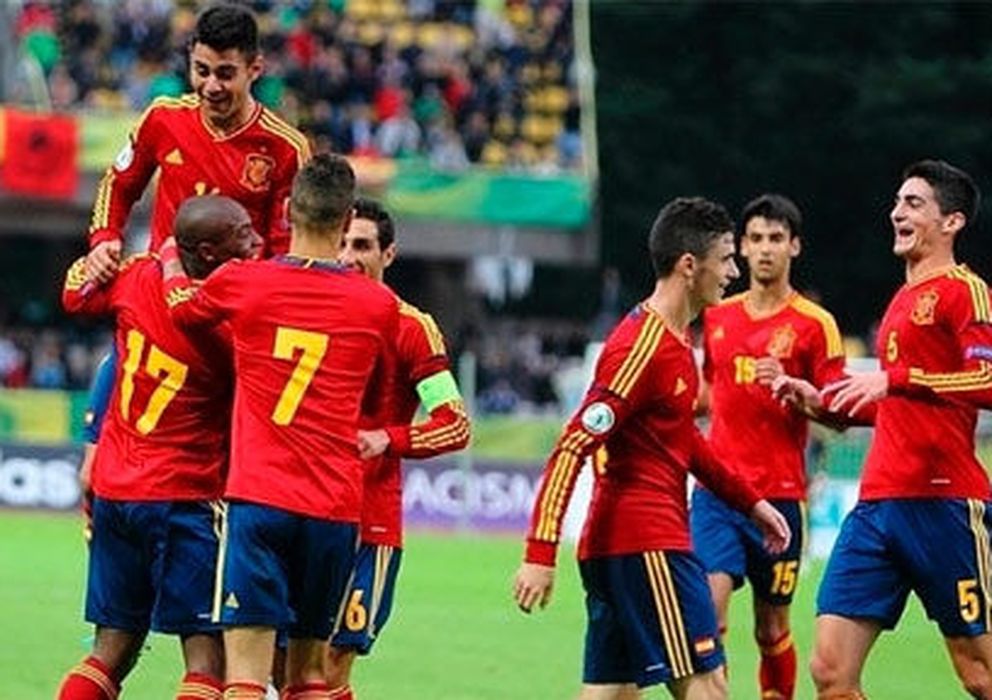 Foto: Los jugadores españoles celebran uno de los goles.