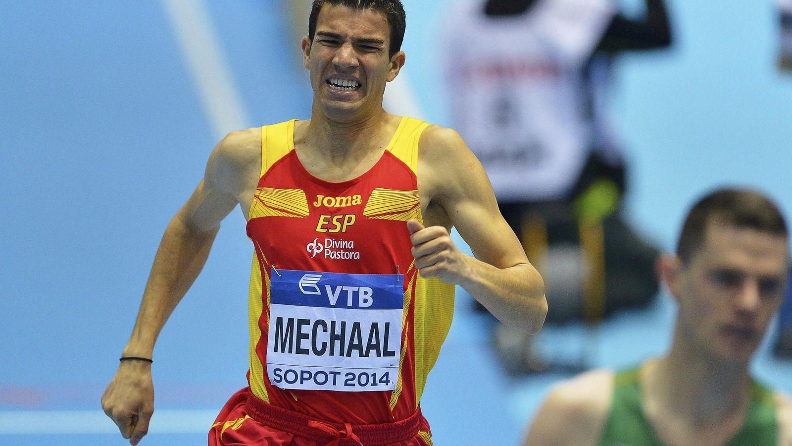Foto: En la imagen, el atleta Adel Mechaal (EFE)