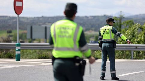 Seis muertos, al menos dos guardias civiles, al arrollar un camión un control en Los Palacios (Sevilla)