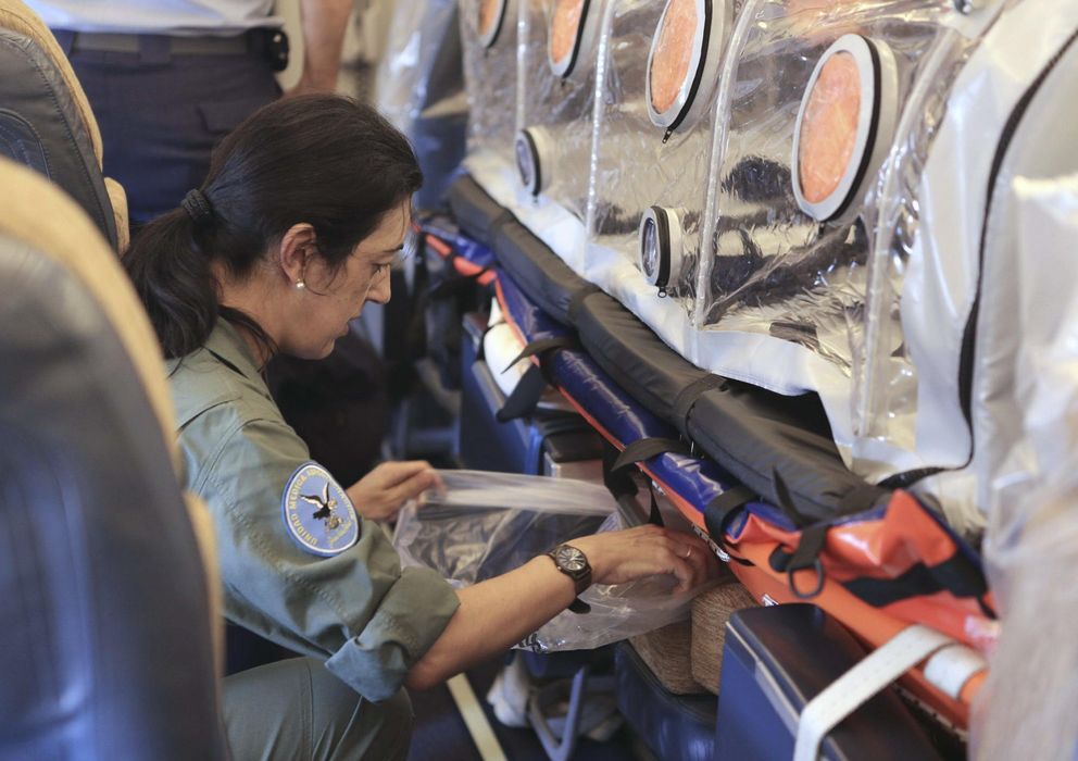 Foto: Interior del Airbus del Ejército del Aire que repatrió al religioso Miguel Pajares. (Efe)
