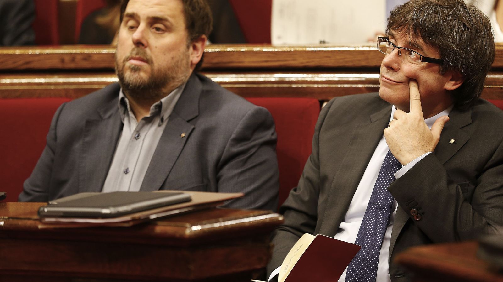 Foto: El presidente de la Generalitat Carles Puigdemont (d) y el vicepresidente, Oriol Junqueras (i). (EFE)