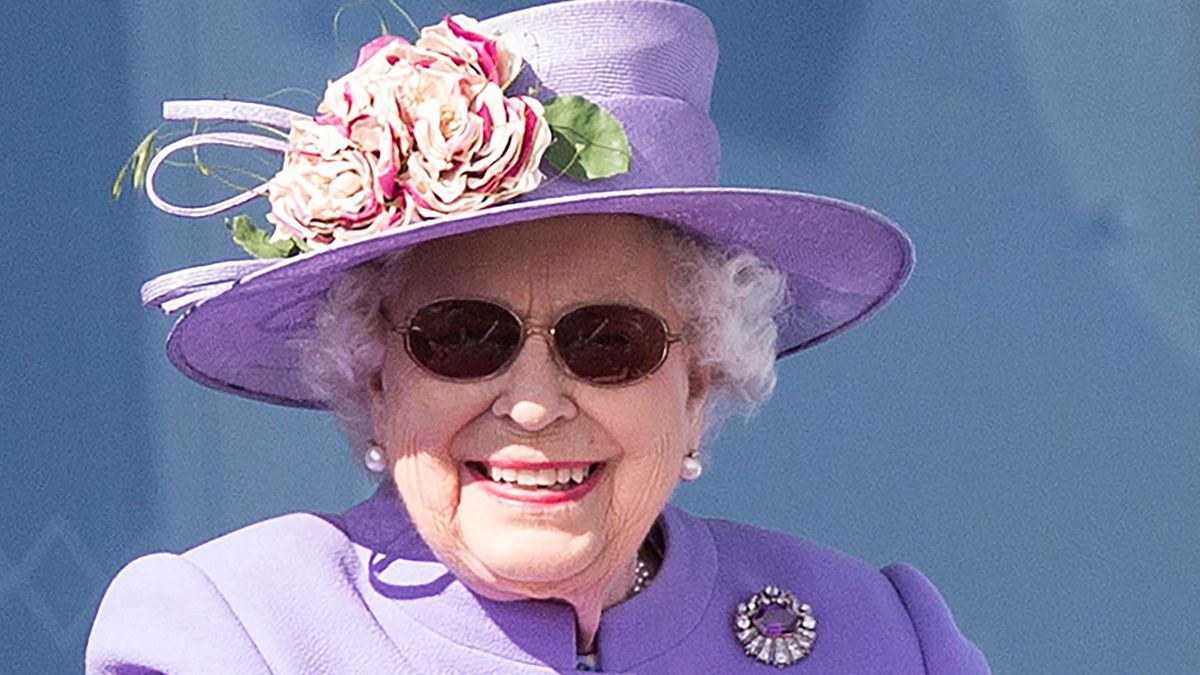 Muestran el primer retrato oficial de Isabel II como reina: radiante a sus 25 años
