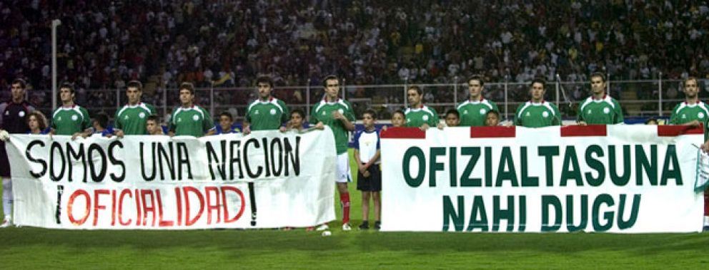 Foto: Los futbolistas vascos no irán a su selección si no se llama 'Euskal Herria'
