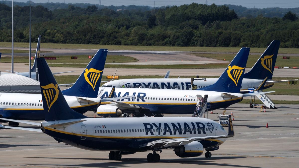 La crisis de Ryanair congela la megabase de mantenimiento de sus Boeing en Sevilla