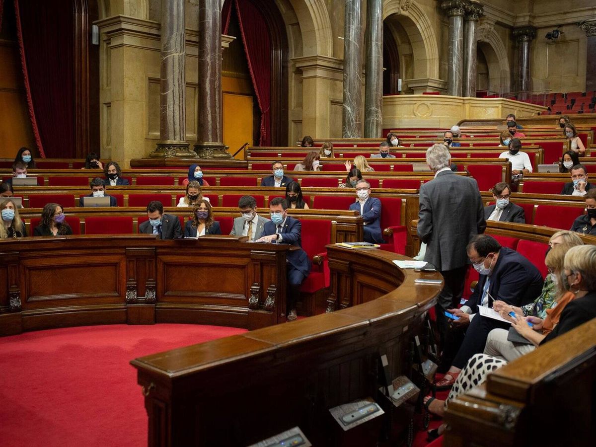 Foto: El Pleno del Parlament, en la sesión de esta mañana. (EP)