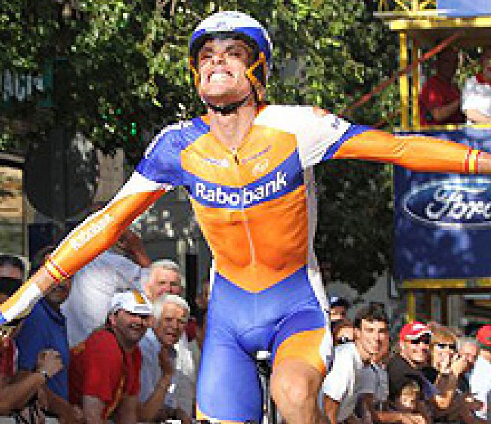Foto: Luis León Sánchez gana la novena etapa y Voeckler es nuevo líder