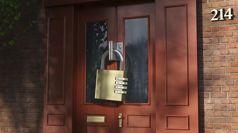 En mi comunidad nos obligan a cerrar el portal con llave, ¿es legal?