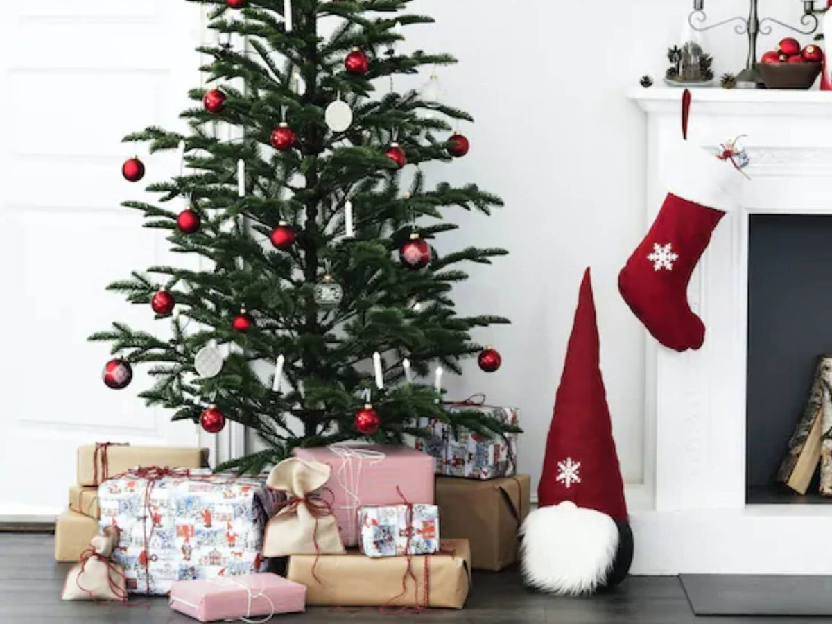 Sáltate las normas con estos tres originales árboles de Navidad que podemos  encontrar en Ikea