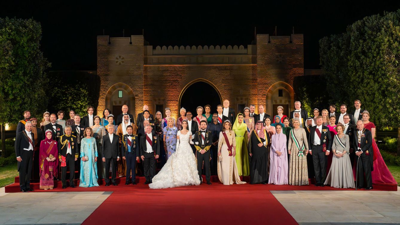 Foto: Foto oficial de la boda real de Hussein de Jordania. (RHC)