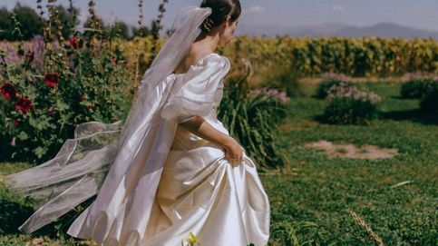 Vestidos de novia de satén: sofisticación en clave retro para dar el 'sí, quiero'