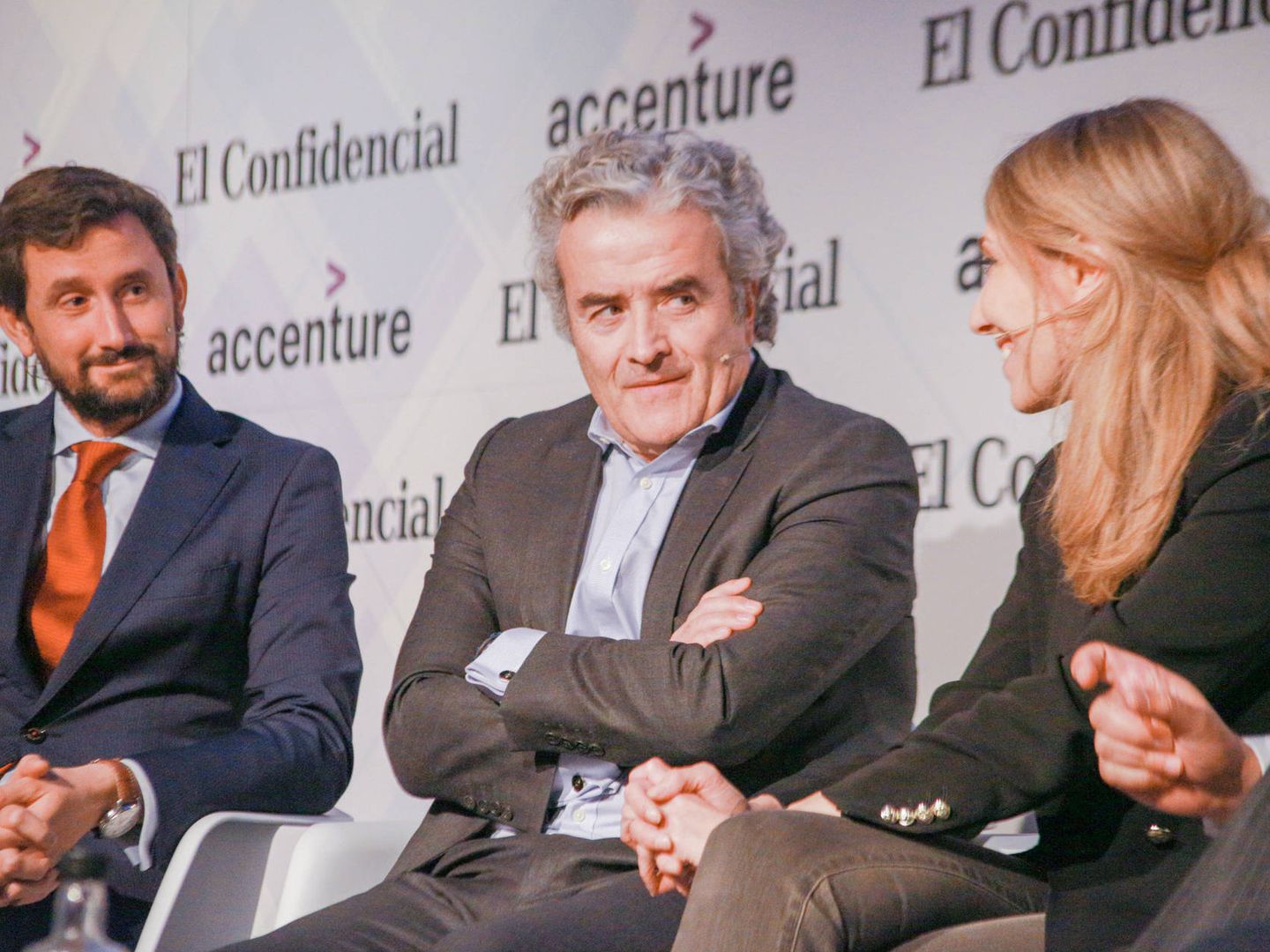 De izquierda a derecha: Gabriel Perdiguero (Iberia), Iñaki Ereño (Sanitas) e Irene Cano (Facebook).