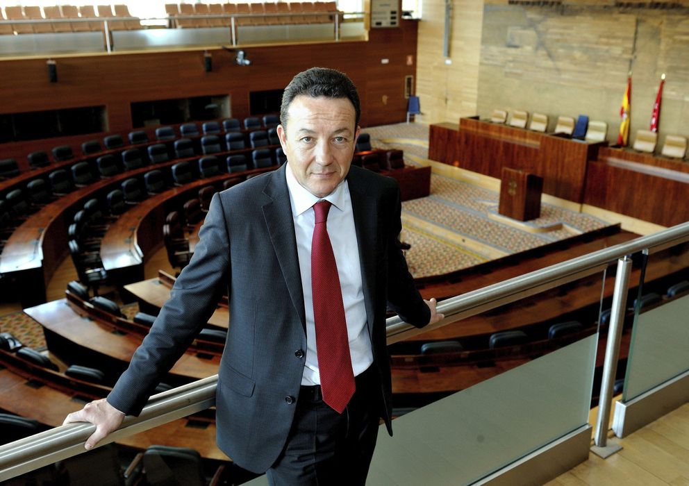 Foto: El portavoz del Grupo Parlamentario Popular en la Asamblea de Madrid, Íñigo Henríquez de Luna. (EFE)