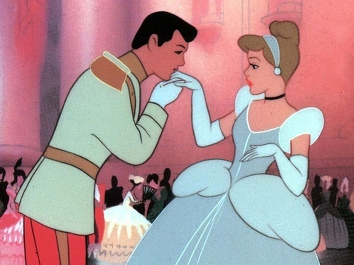 Foto: El error de Disney por el que el vestido de 'Cenicienta' siempre ha sido azul cuando en realidad era de otro color (Cenicienta/Disney)