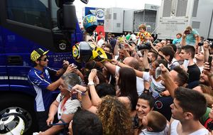 Los 'tifosi' de Rossi anotan el primer tanto: agotan las entradas más caras