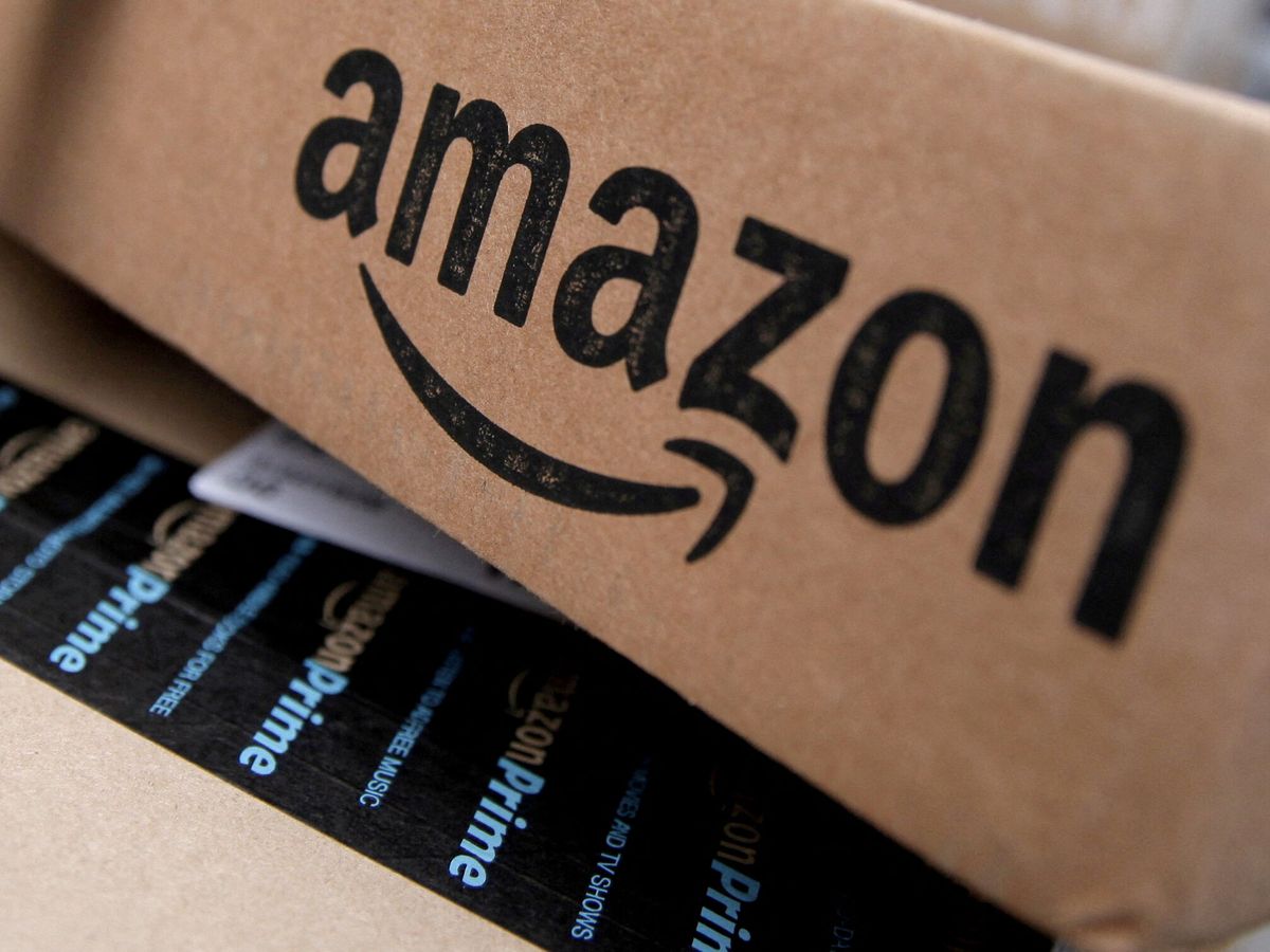 Foto: Una caja de Amazon. (Reuters/Mike Segar)