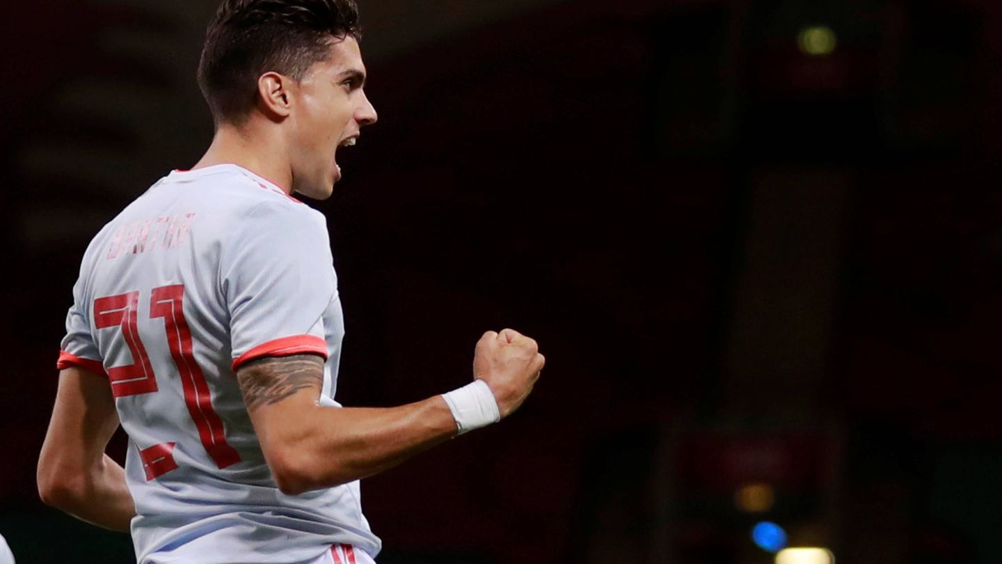 Bartra celebra un gol en el último partido de España. (Reuters) 