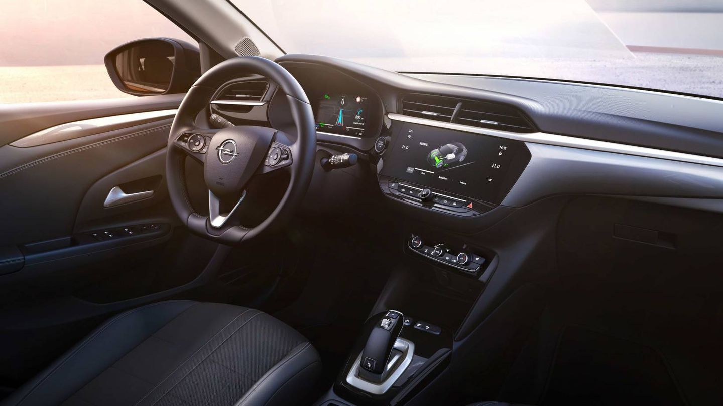 Interior del Opel Corsa-e que aporta pequeños cambios respecto a los Corsa con motor térmico. 
