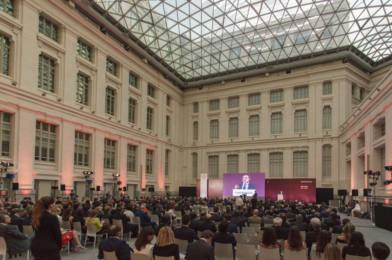 El acto ha tenido lugar este jueves en la Galería de Cristal del Palacio de Cibeles de Madrid.