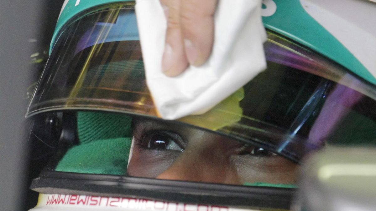 De Nico Rosberg no hay que fiarse... Lewis Hamilton vigila su cartera