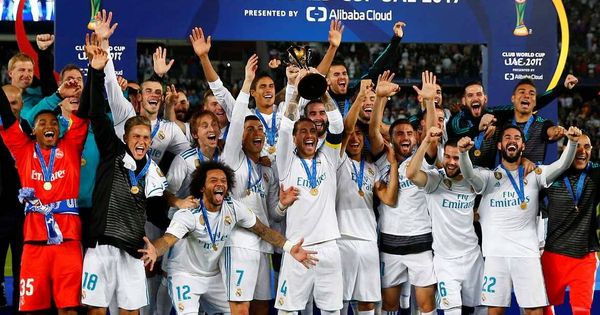 Foto: El Real Madrid celebra su victoria en el Mundial de Clubes. (TVE)