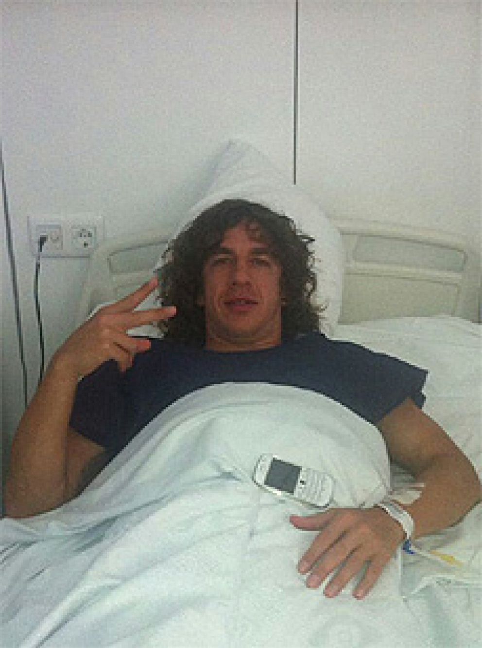 Foto: Puyol, dos meses de baja, después de que en la operación haya ido "todo bien"