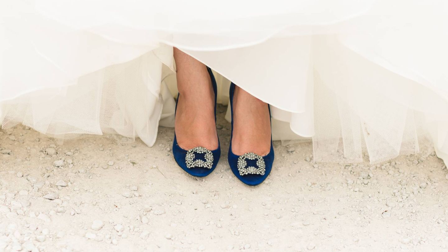 Cómo llevar tu 'algo azul' en la boda. (James Bold para Unsplash)