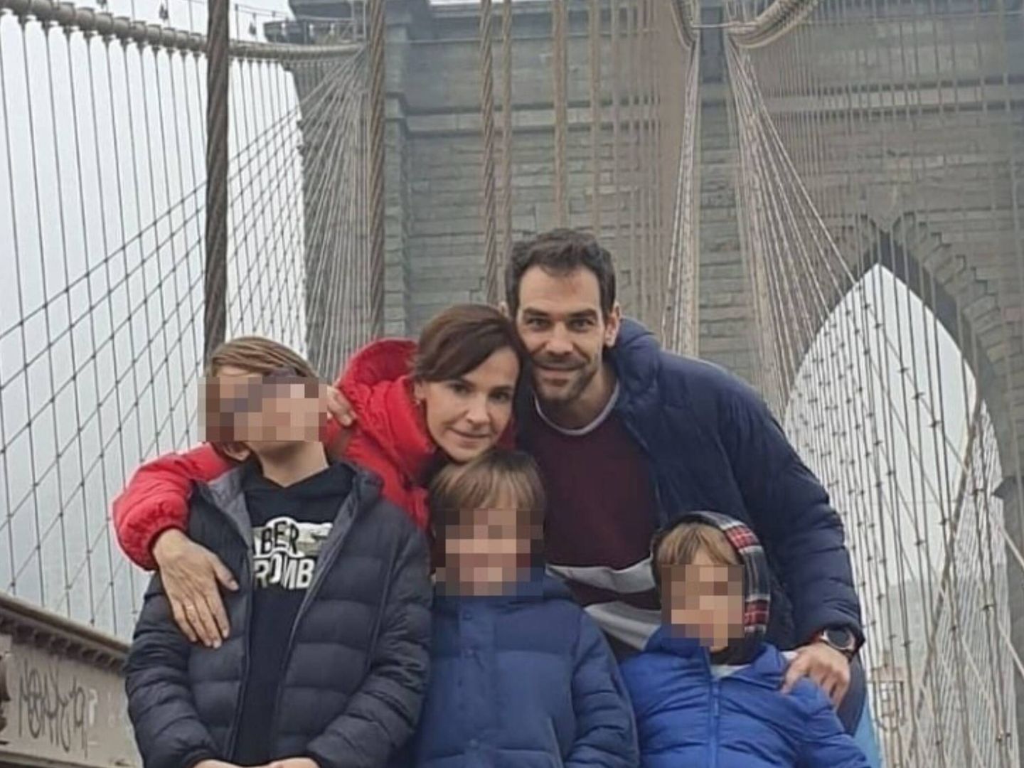 Jose Manuel Calderón, junto a su mujer y sus tres hijos. (Instagram @jmcalderon8)