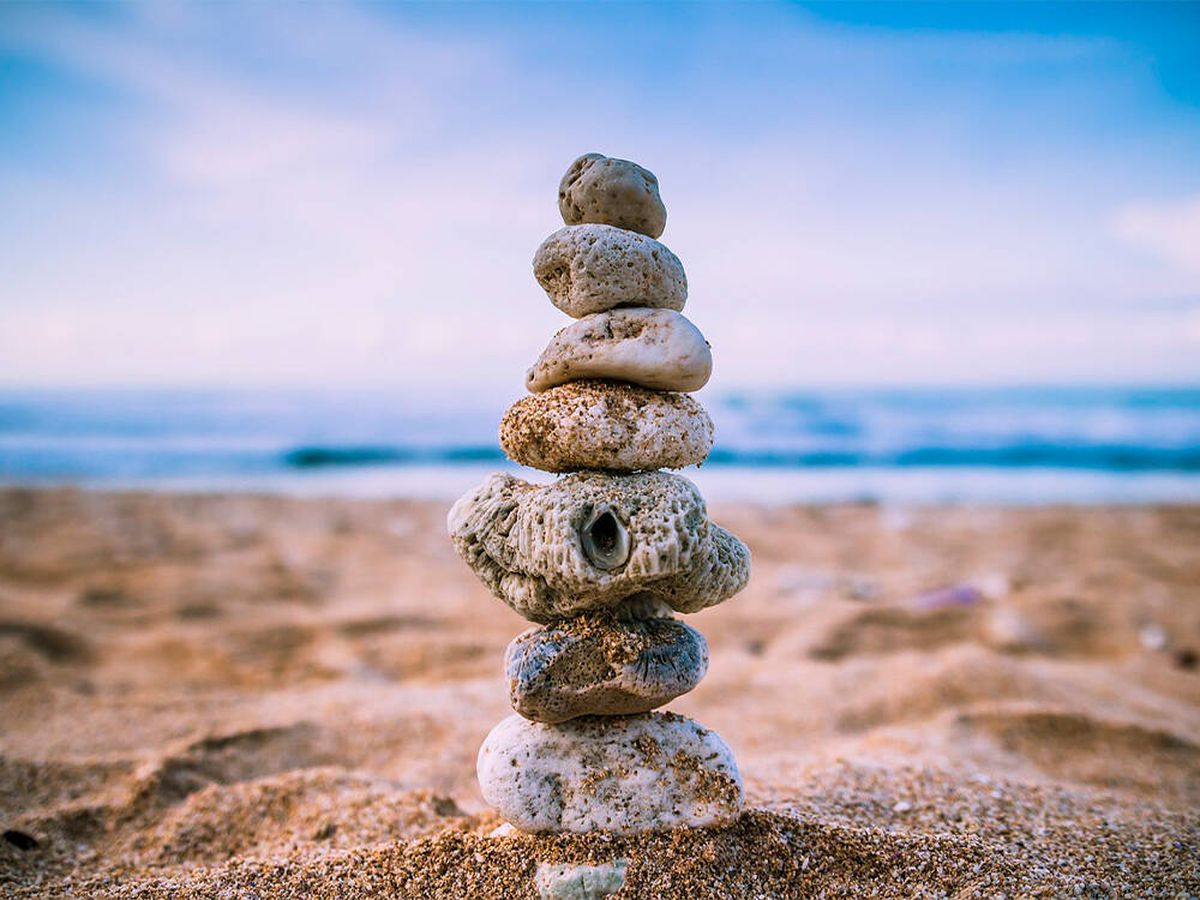 Foto: La razón por la que nunca más debes amontonar piedras en playas y montañas (Pixabay)