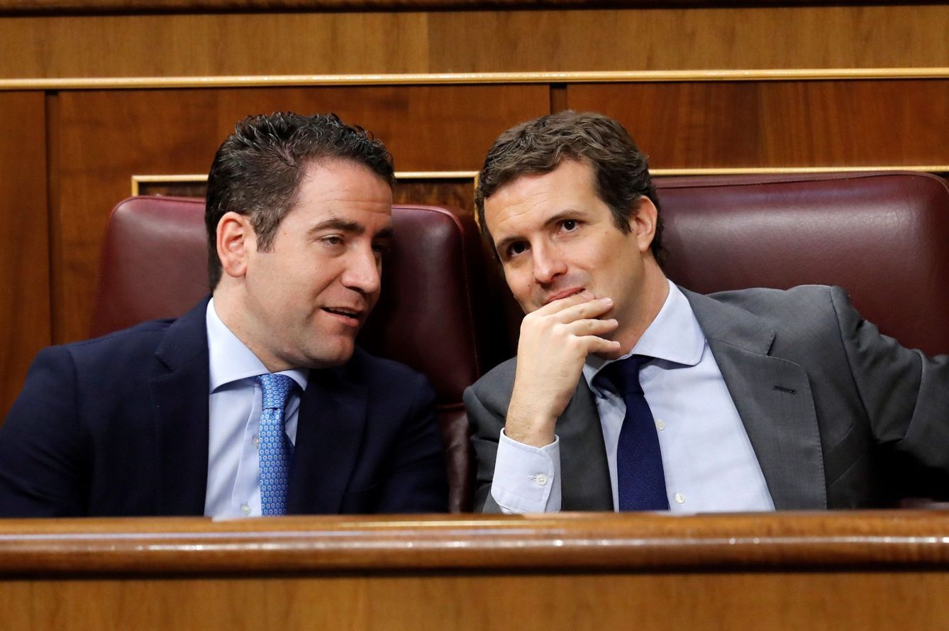 Teodoro García Egea y Pablo Casado, en el Congreso. (EFE)