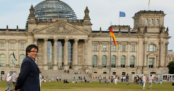 Foto: Carles Puigdemont, este miércoles frente al Bundestag, en Berlín. (Reuters)