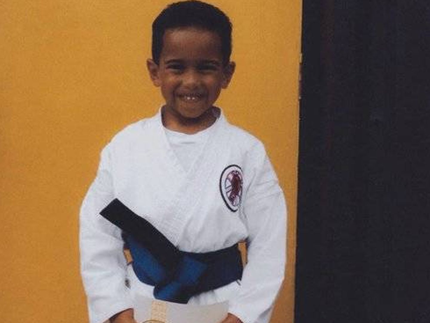 Hamilton siempre recuerda que tuvo que aprender karate de niño para defenderse