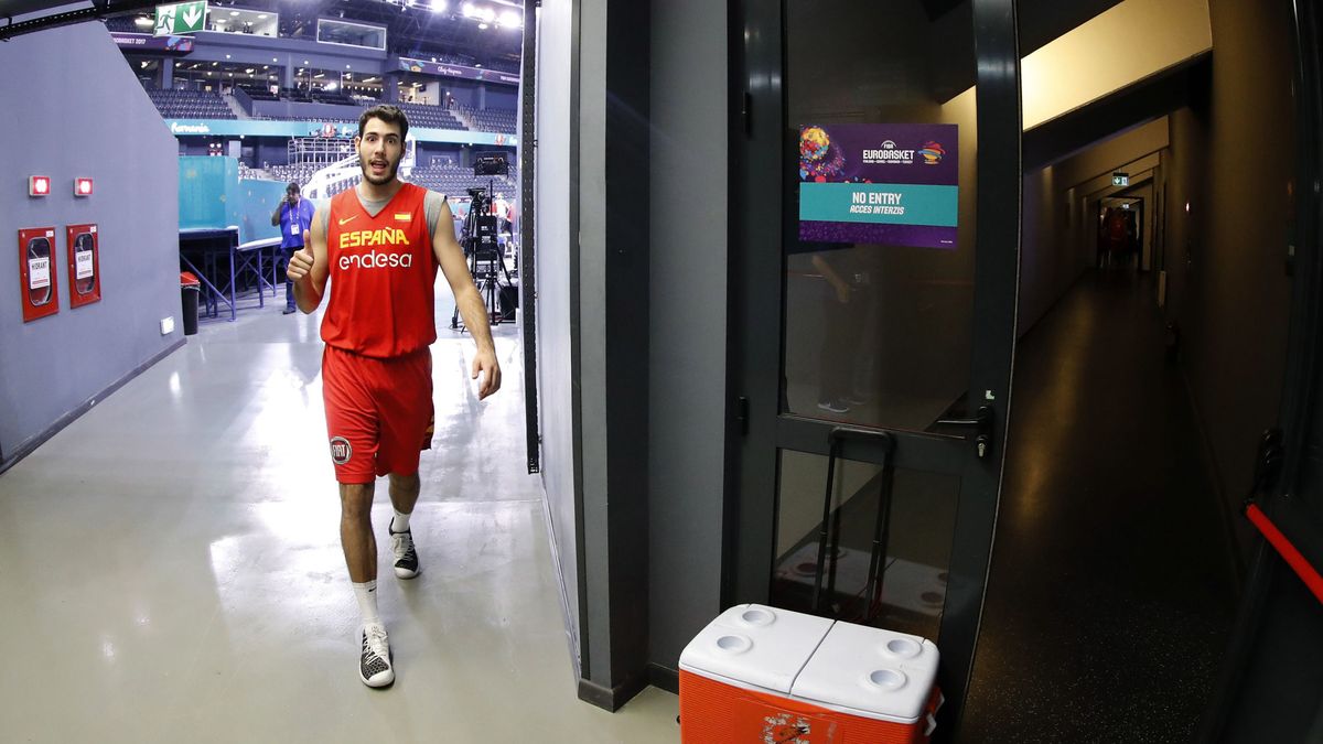 Los Thunder obligan a Álex Abrines a abandonar el EuroBasket