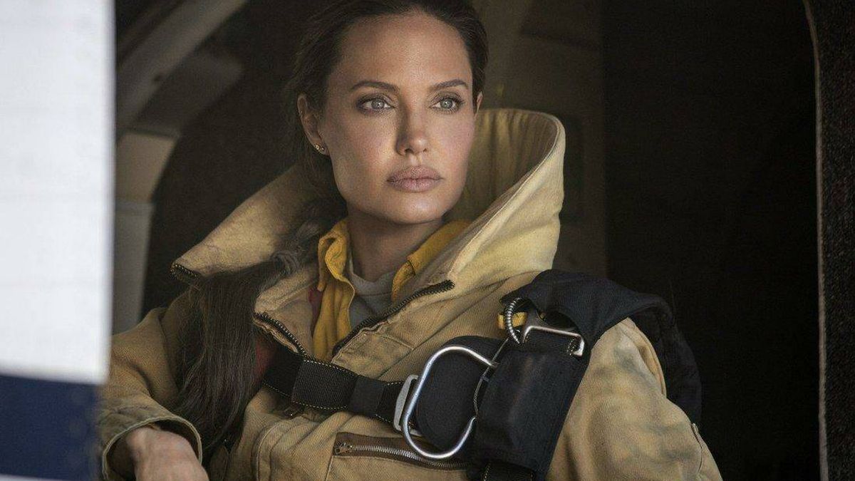 Angelina Jolie lidera un intenso 'thriller' de acción que triunfa en Netflix