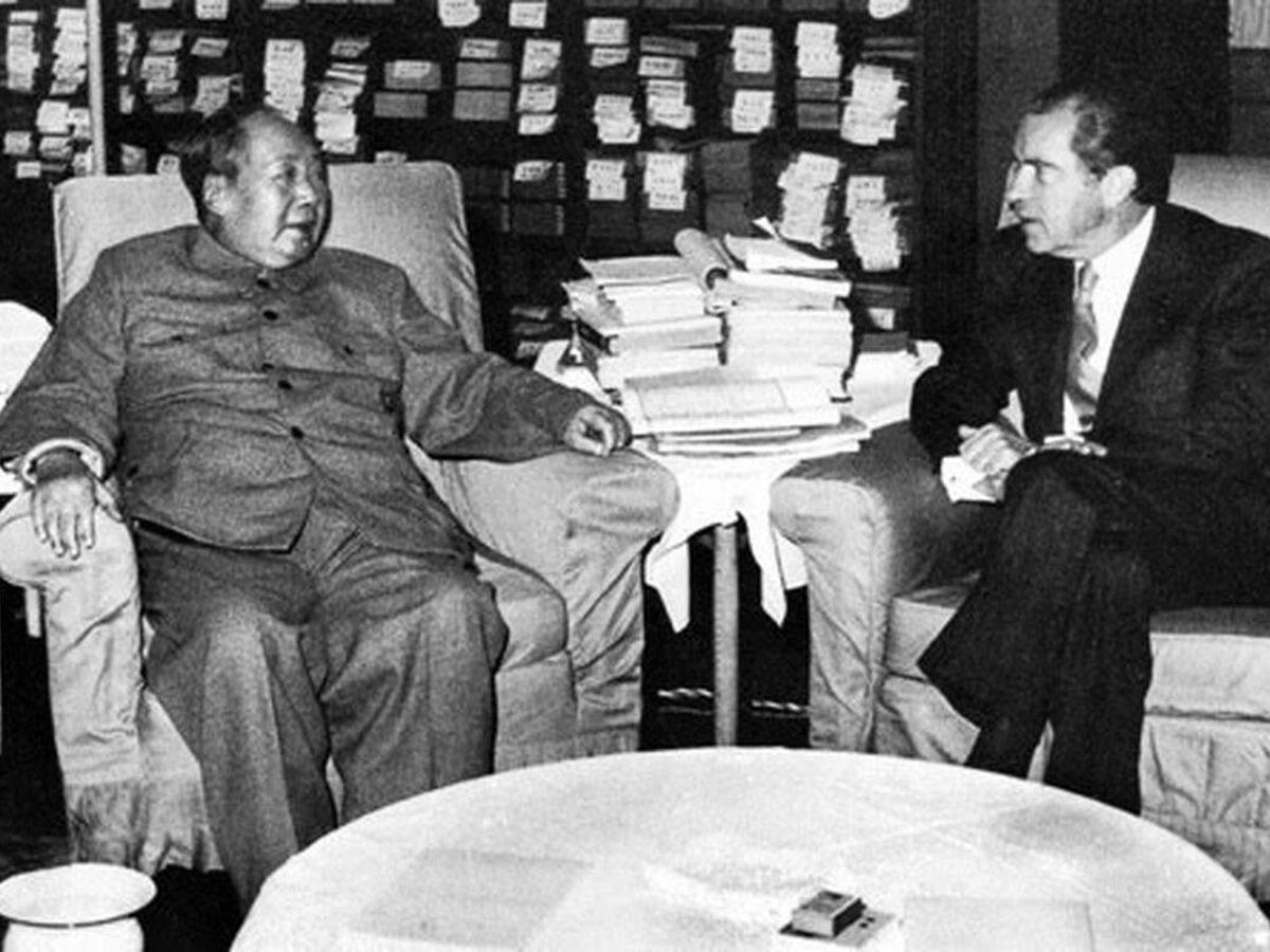 Foto: Mao Zedong y Richard Nixon, durante el encuentro que mantuvieron en China en plena Guerra Fría.