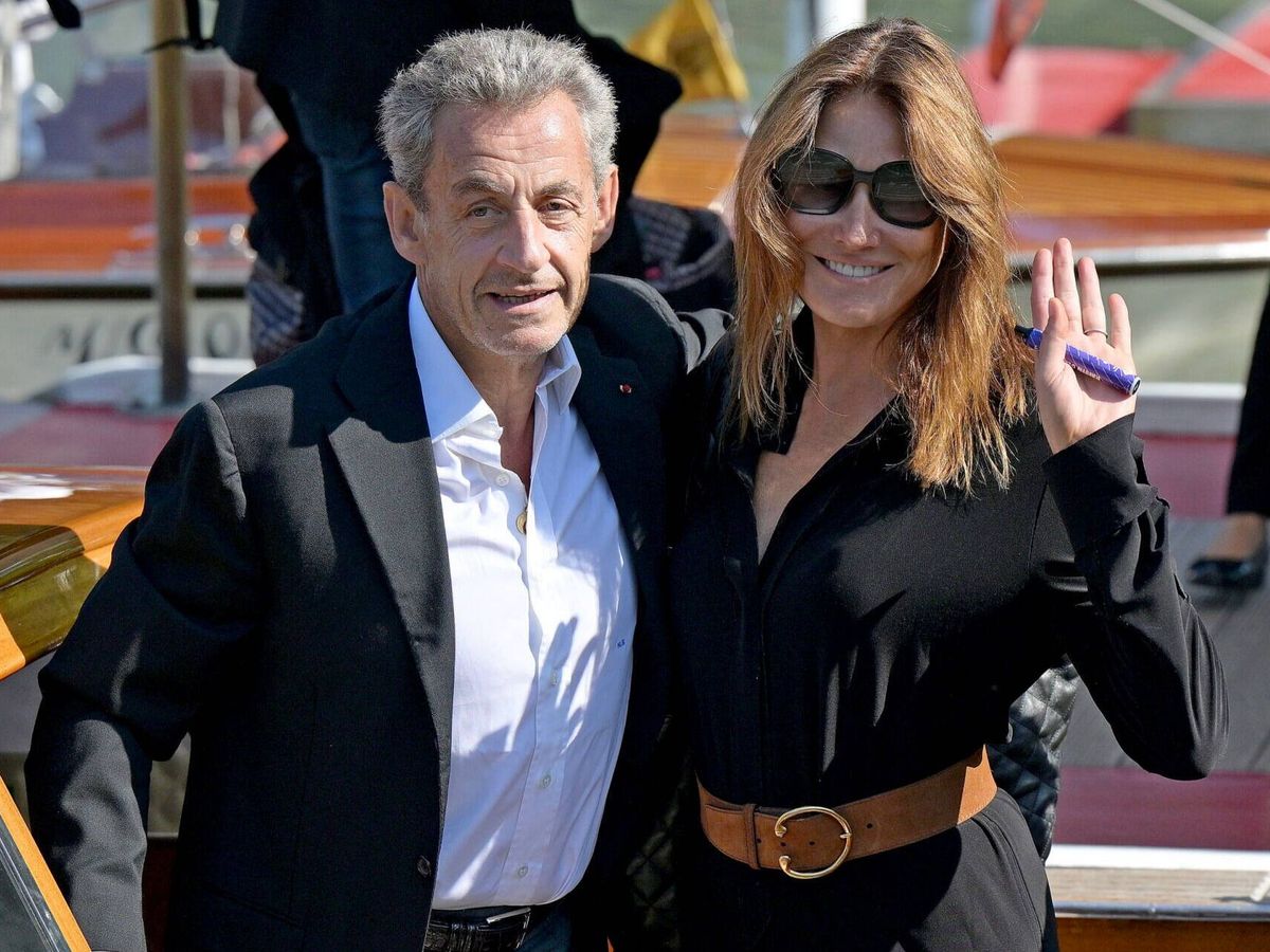 Foto: Carla Bruni y Nicolas Sarkozy en el Festival de Venecia de 2023. (EFE)