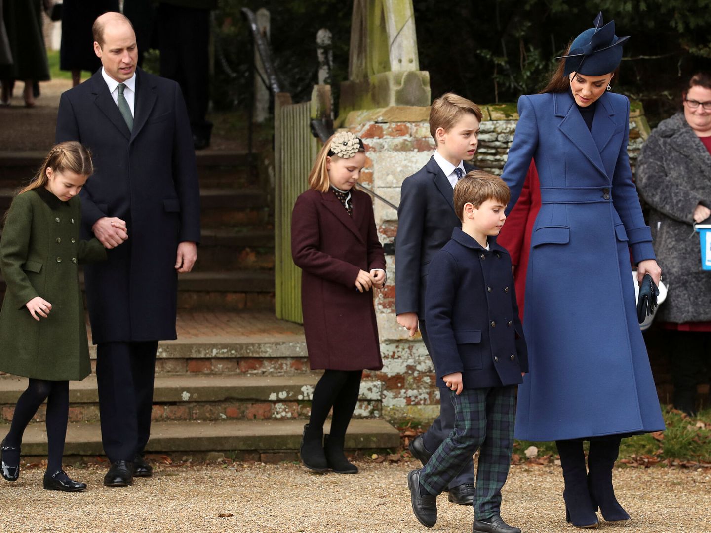 Los príncipes de Gales, junto a sus hijos en Navidad. (Reuters)