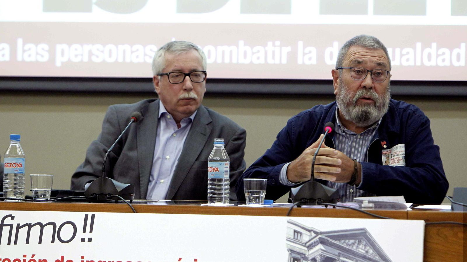 Foto: Los secretarios generales de CCOO, Ignacio Fernández Toxo, y de UGT, Cándido Méndez. (Efe) 