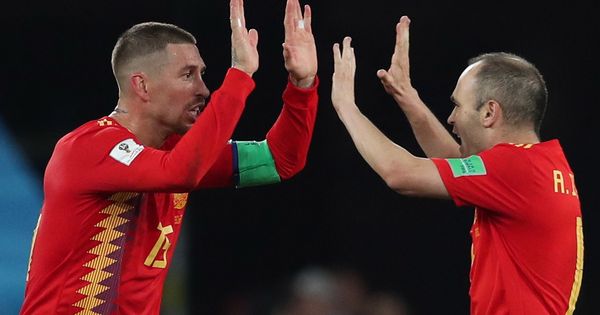 Foto: España celebra su victoria ante Marruecos en el Mundial de Rusia 2018 | EFE