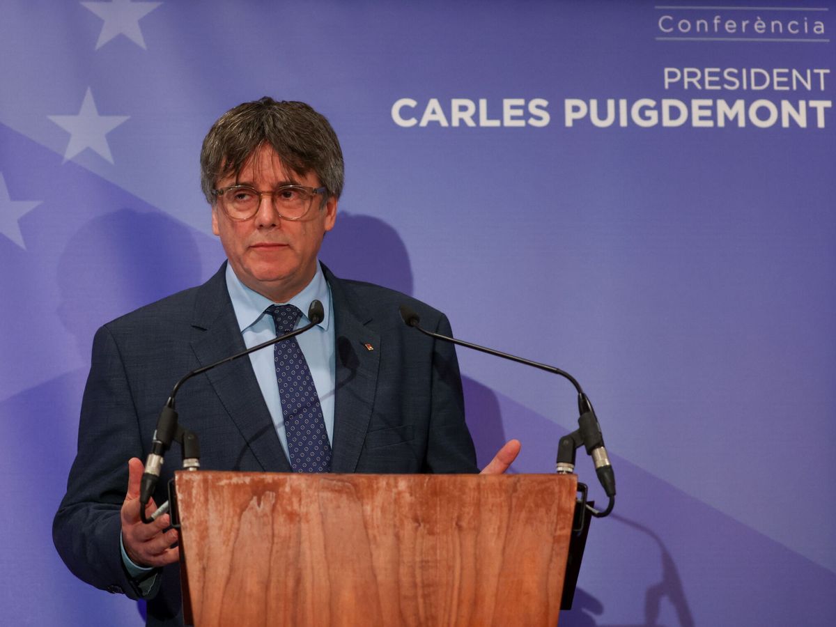 Foto: Carles Puigdemont, durante la rueda de prensa que dio este martes en Bruselas. (EFE/EPA/Olivier Hoslet)