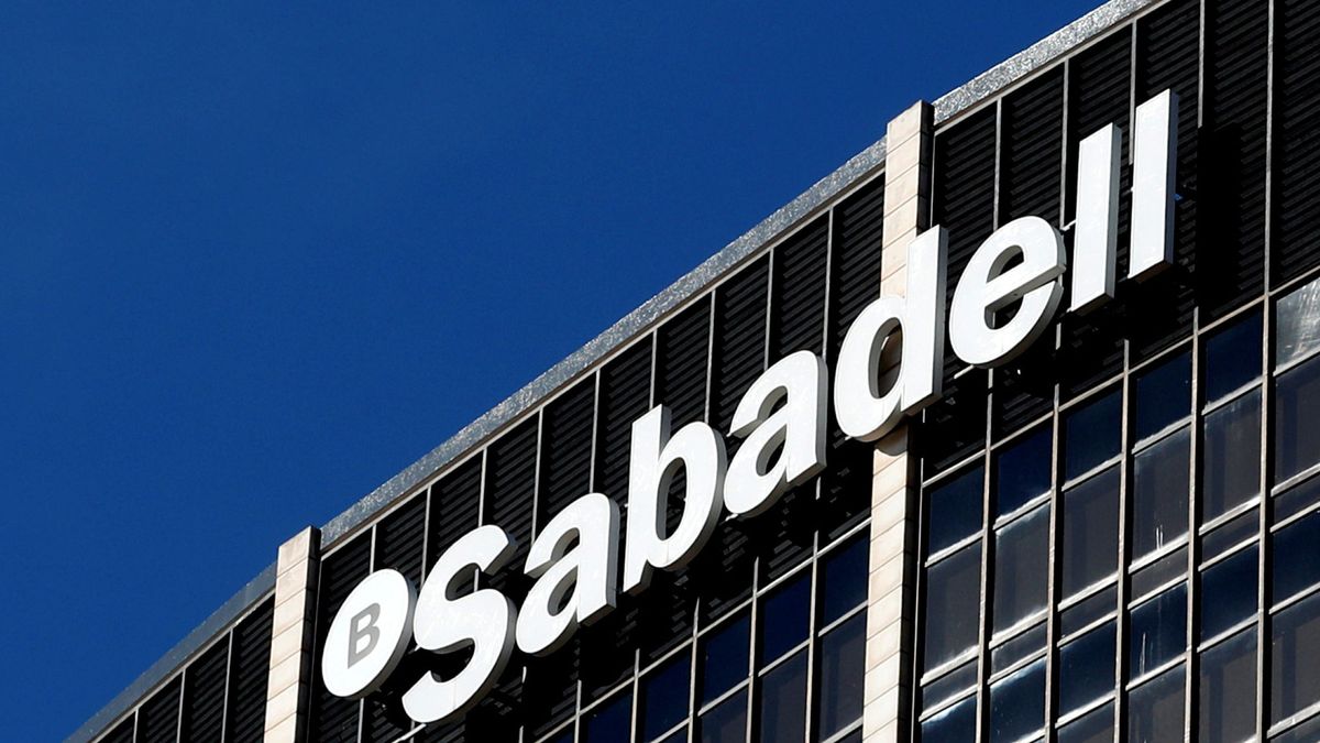 Sabadell invertirá 45M en la innovación de sus cajeros y abrir hasta 700 nuevos